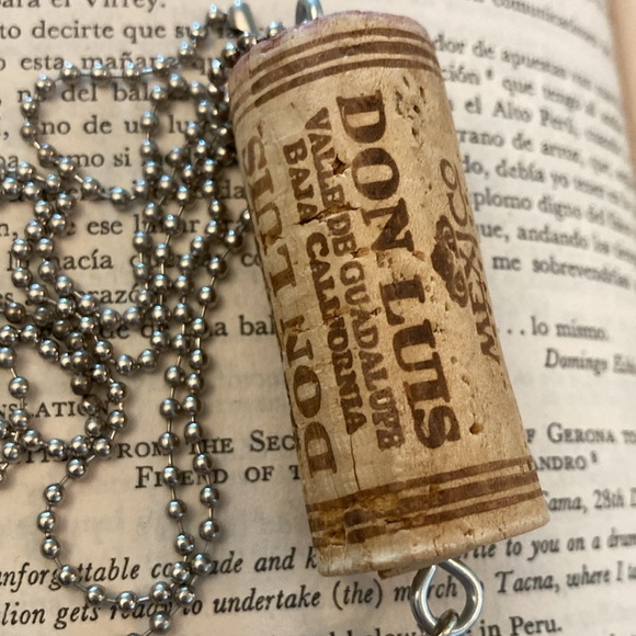 Handmade wine cork necklace with dangle charm NEW one of a kind Baja California - Picture 4 of 6